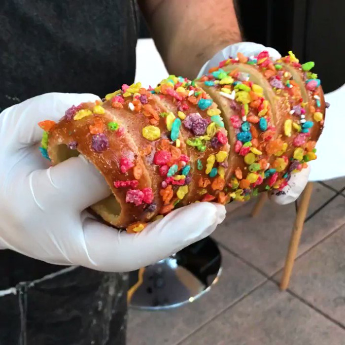 House of Chimney Cakes Franchise Information 2020 Cost
