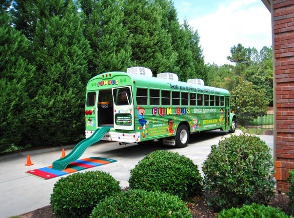 SMH-TV: Preschool on The Fun Bus!